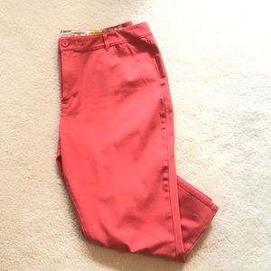 Cropped coral pink jeans